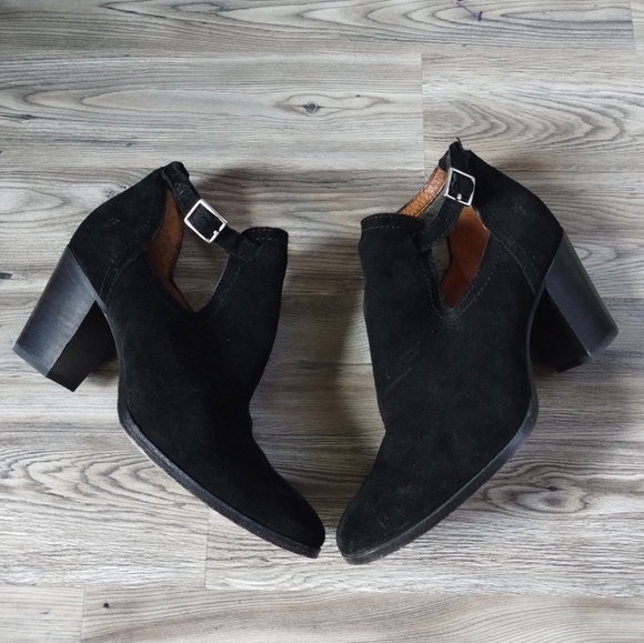 Frye Meghan Black Suede Block Heel Bootie Shoe Size 8 - Picture 1 of 6